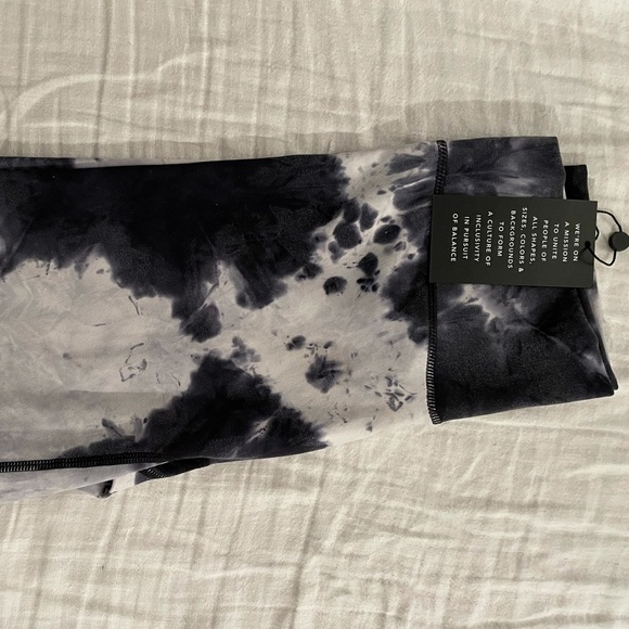 Balance athletica avalanche shorts - Picture 4 of 4